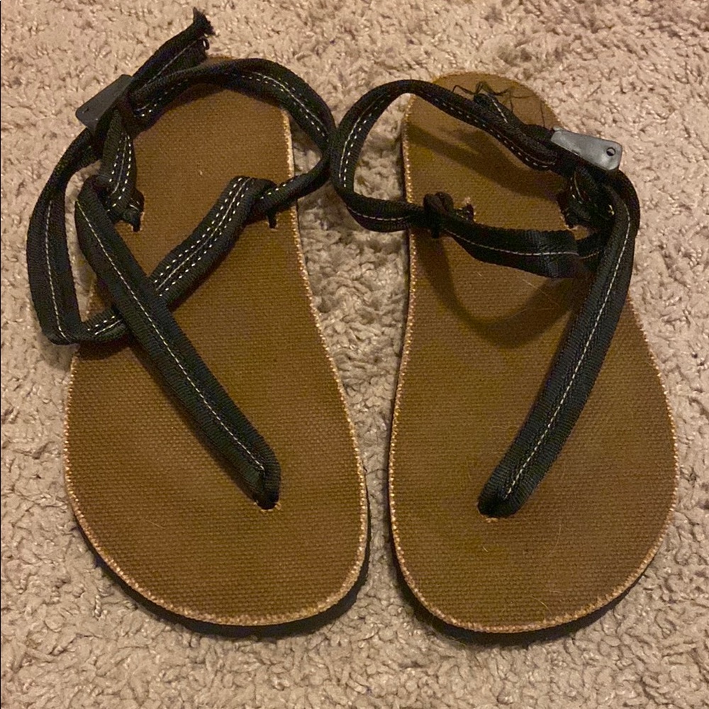 Earth Runners Sandals